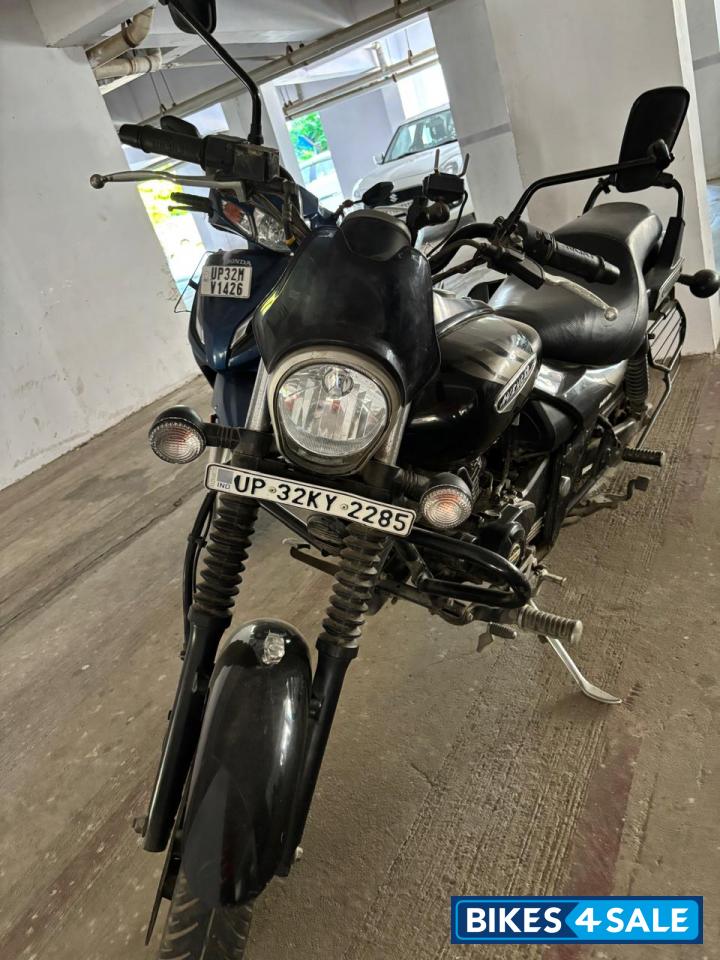 Bajaj Avenger Street 160