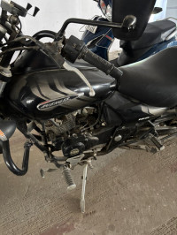 Bajaj Avenger Street 160