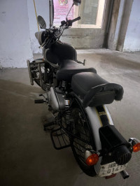 Royal Enfield Classic 500