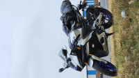 Silver/blue Yamaha R15M