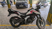 White Bajaj Pulsar N125