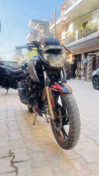 TVS Apache RTR 200 4V