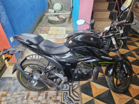 Black Suzuki Gixxer 150