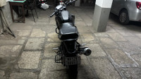 Black TVS Raider 125