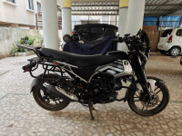 Ebony Black Met Bajaj Freedom 125 NG04 Disc LED