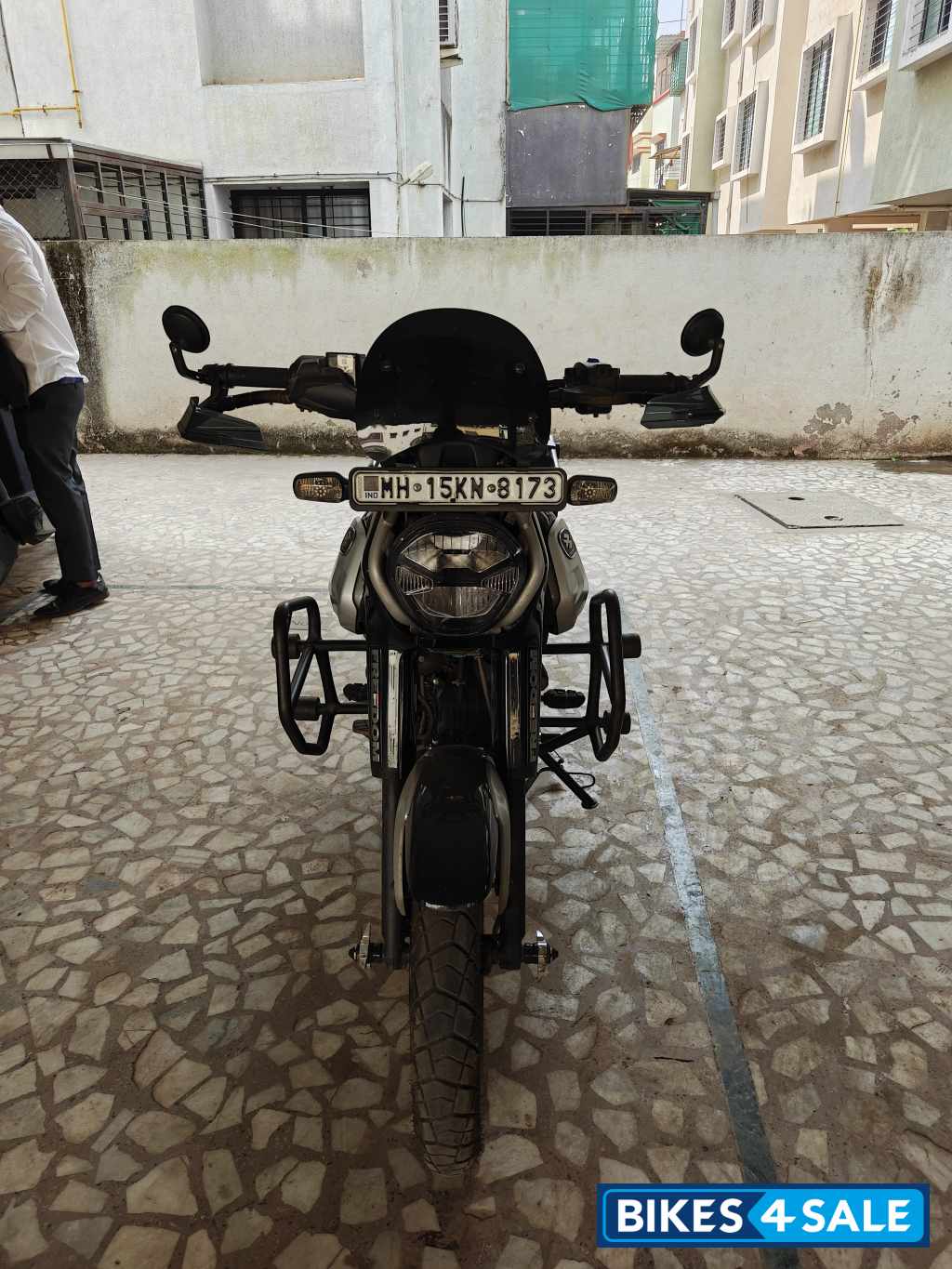 Ebony Black Met Bajaj Freedom 125 NG04 Disc LED