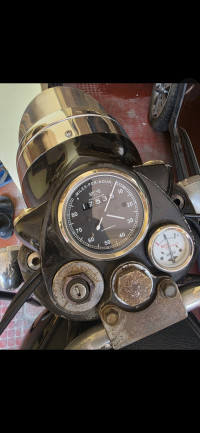 Royal Enfield Bullet 350