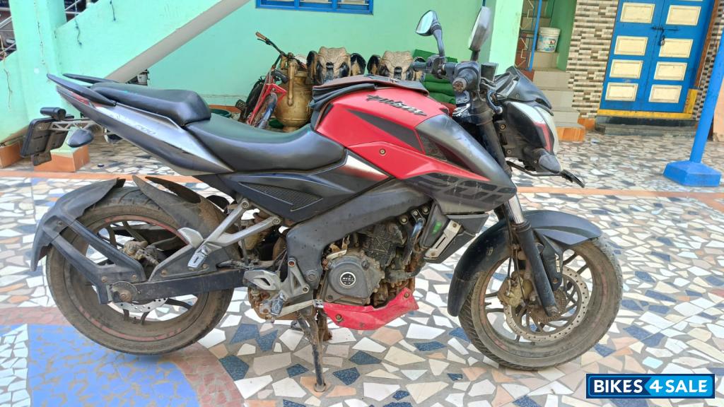 Bajaj Pulsar NS200