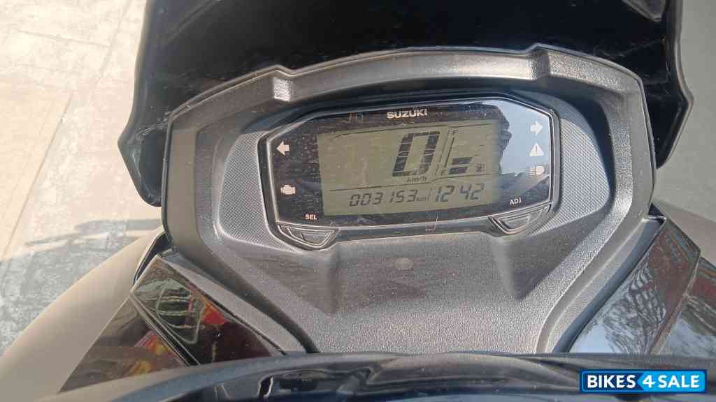 Titanium Silver Suzuki Burgman Street Standard Edition