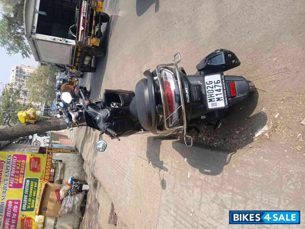 Titanium Silver Suzuki Burgman Street Standard Edition