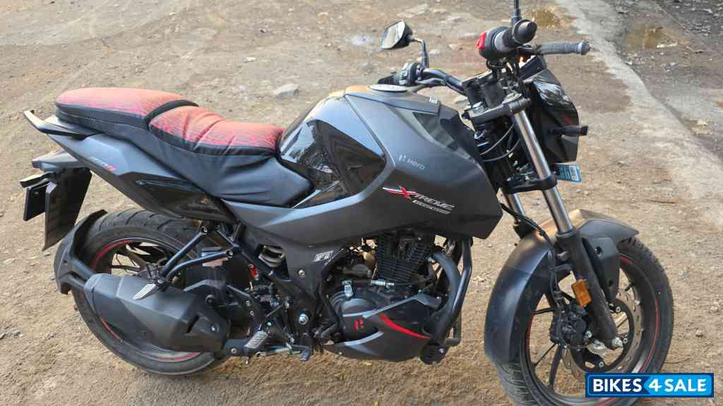 Hero Xtreme 160R Stealth Edition Hero Xtreme 160R Stealth Edition