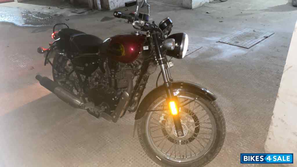 Red Benelli Imperiale 400 BS6