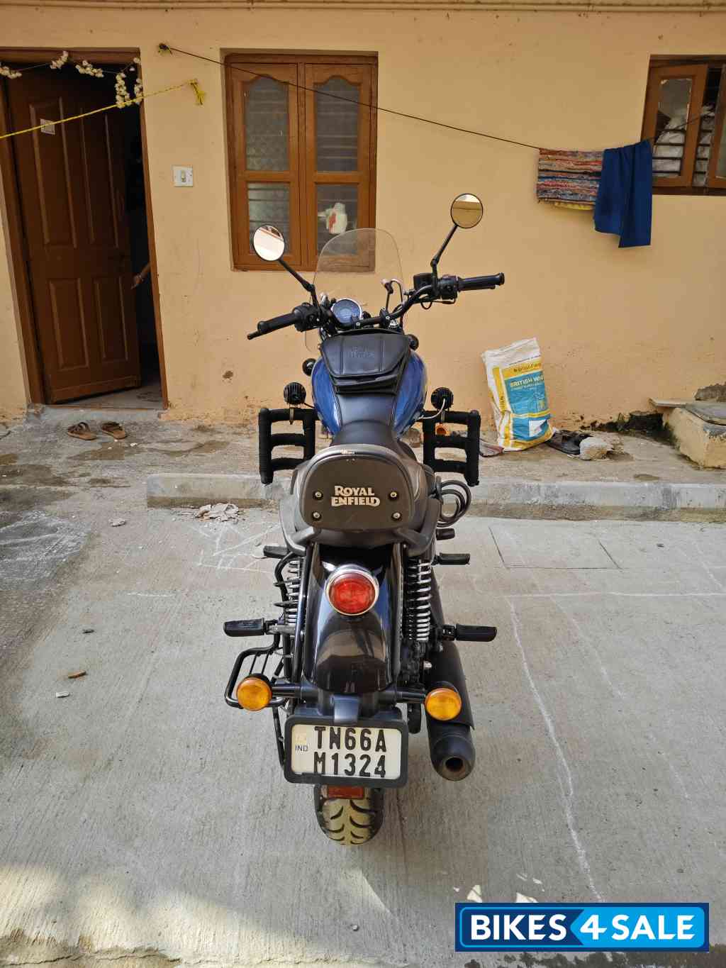 Royal Enfield Meteor 350 Fireball