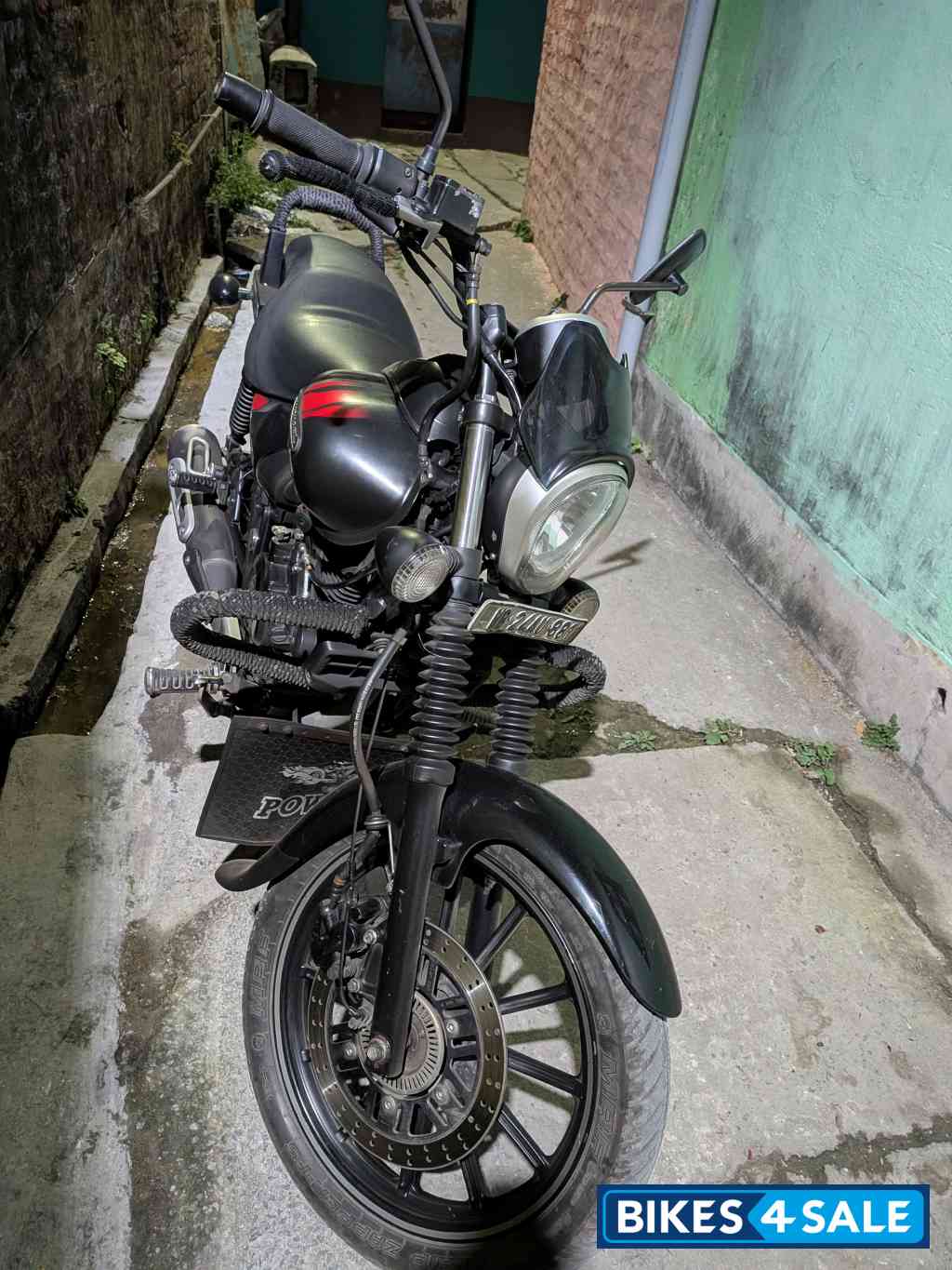 Bajaj Avenger Street 220