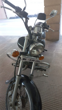 Bajaj Avenger Street 220