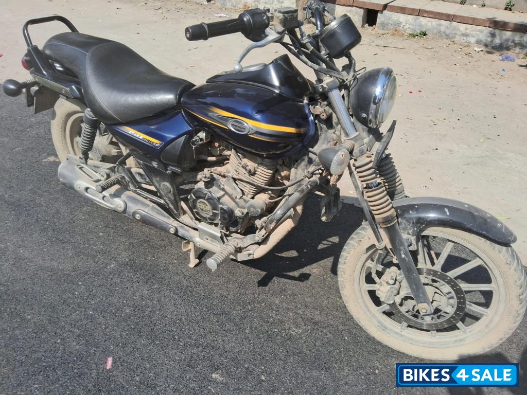 Bajaj Avenger Street 160