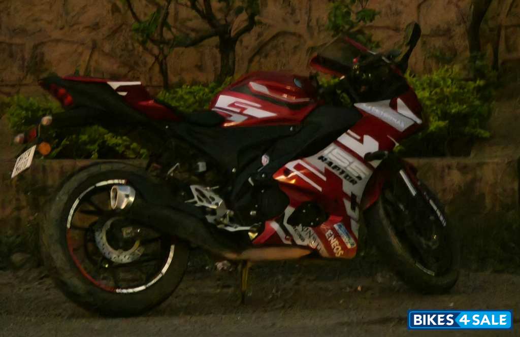 Metallic Red Yamaha R15 V4 Metallic Red Yamaha R15 V4