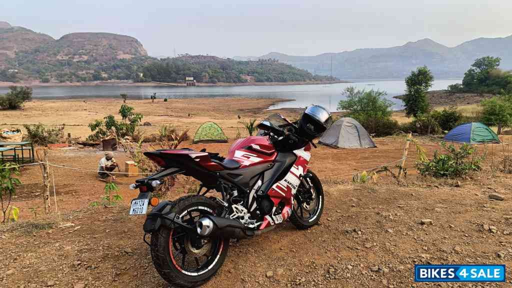 Metallic Red Yamaha R15 V4 Metallic Red Yamaha R15 V4