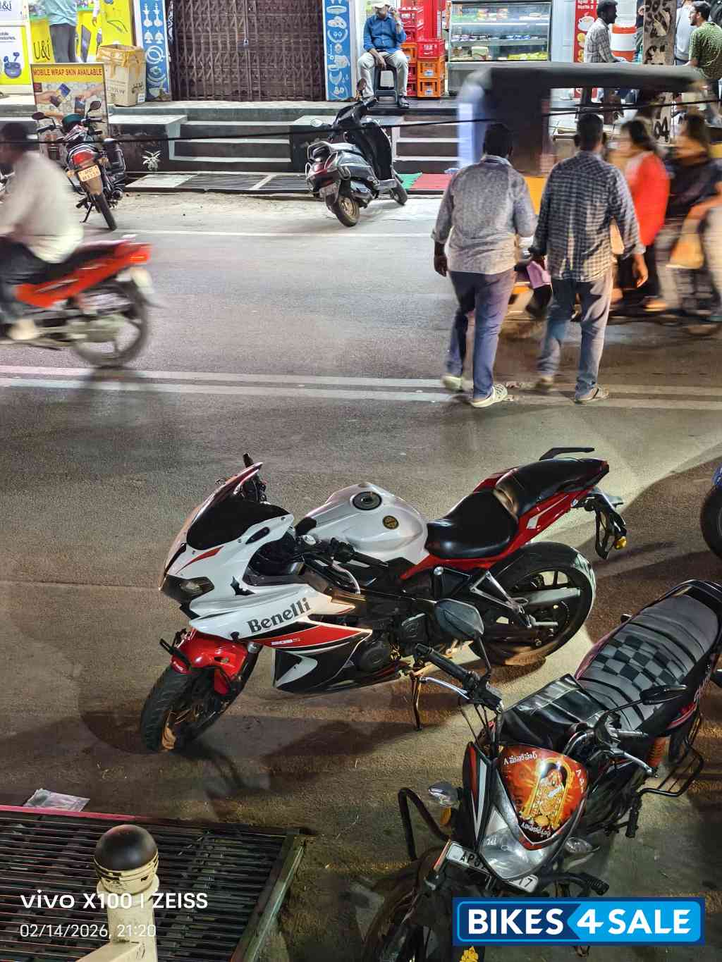 White And Red Benelli 302R