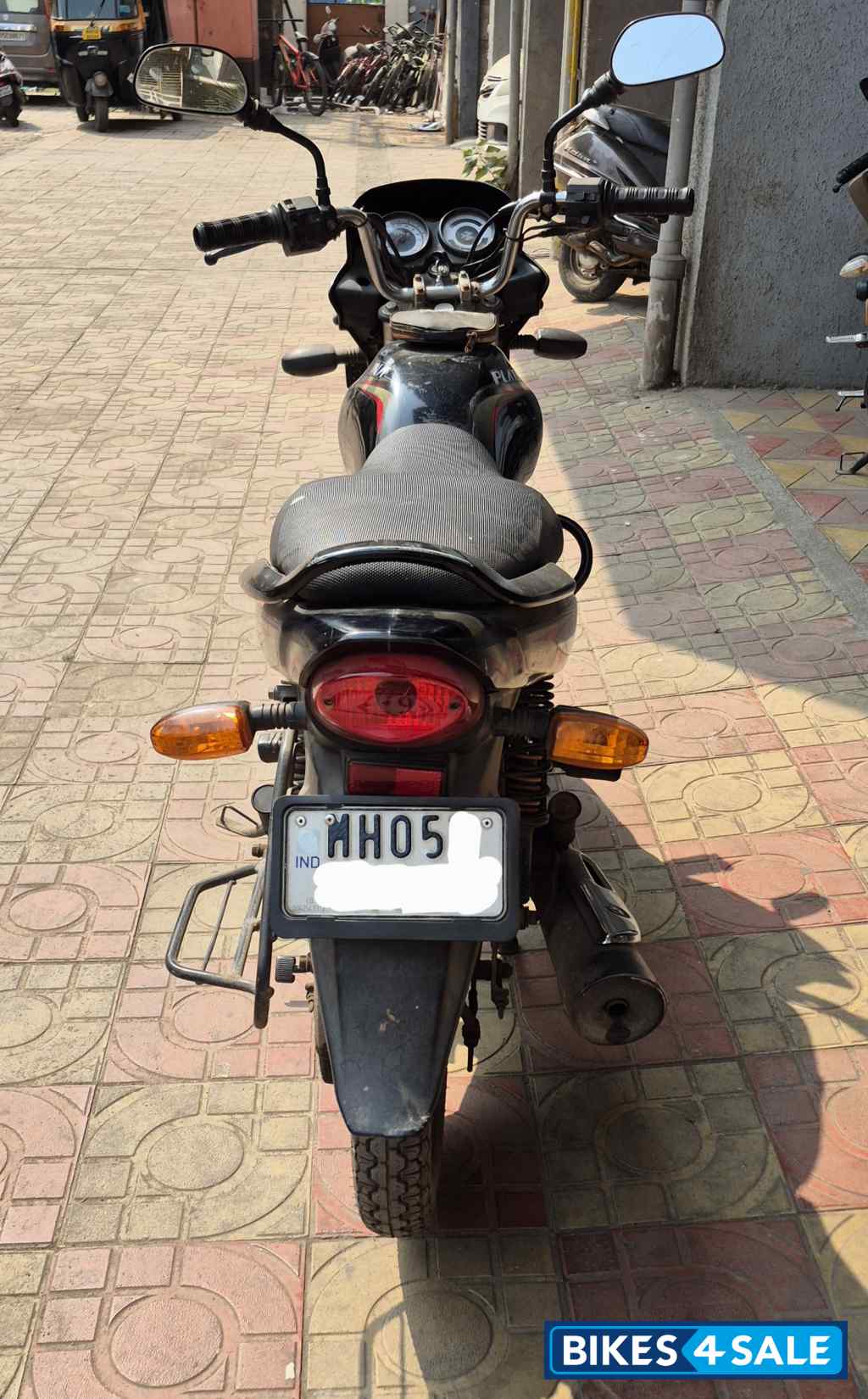 Bajaj Platina 100