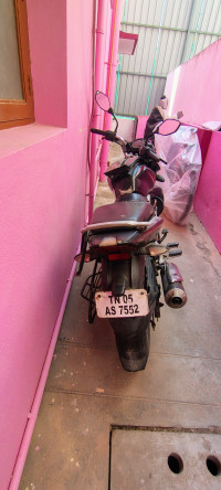 Red Bajaj Discover 125 ST