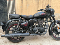 Royal Enfield Classic Stealth black 350 2020 Model