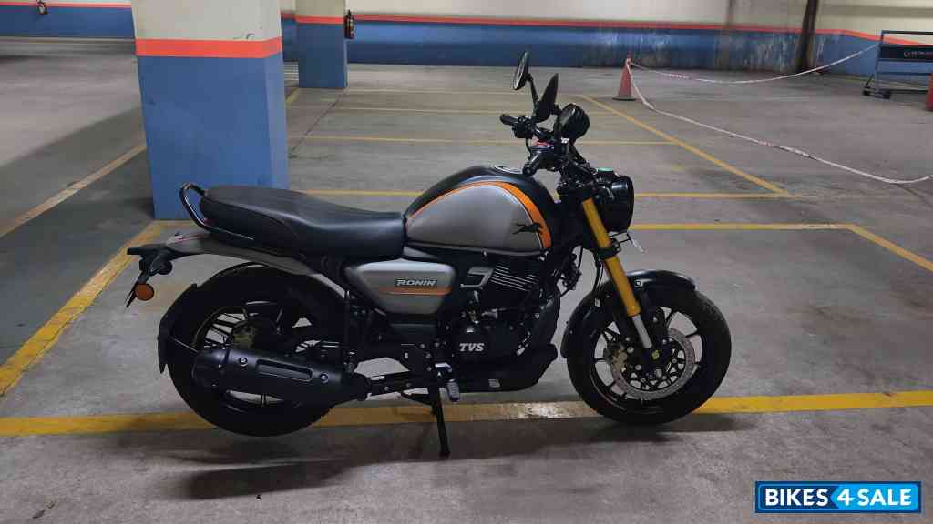 TVS Ronin 2025
