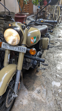 Royal Enfield Classic Desert Storm 2019 Model