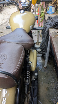 Royal Enfield Classic Desert Storm