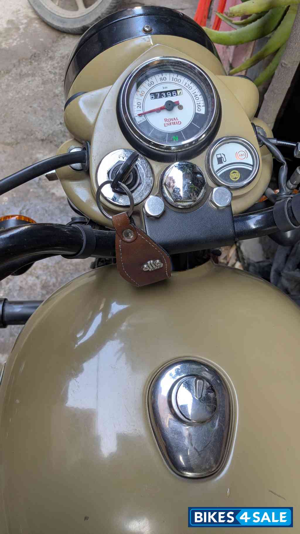Royal Enfield Classic Desert Storm