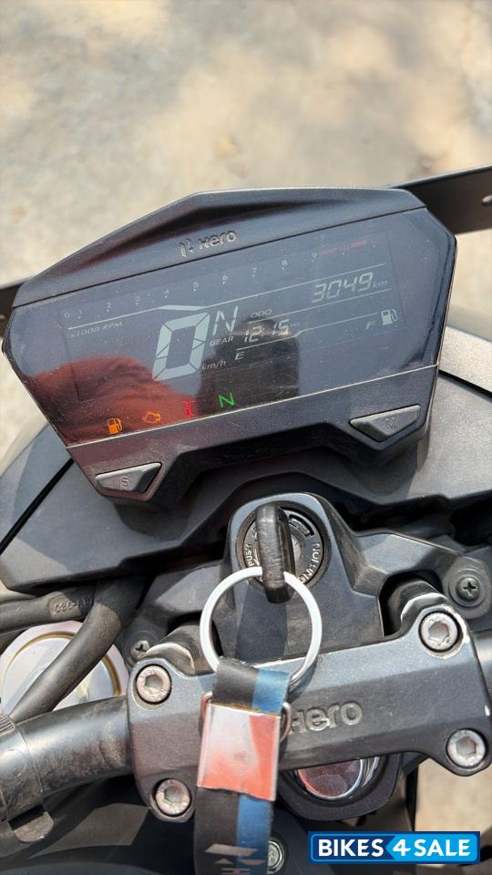 Neon Shooting Star Hero Xtreme 160R 4V 2024