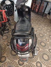 Black Suzuki Access 125