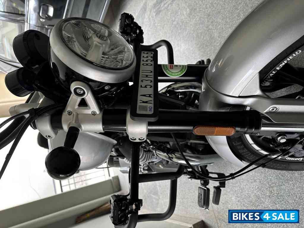 Royal Enfield Super Meteor 650