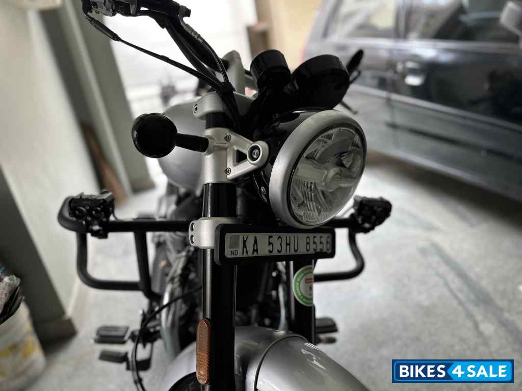 Royal Enfield Super Meteor 650