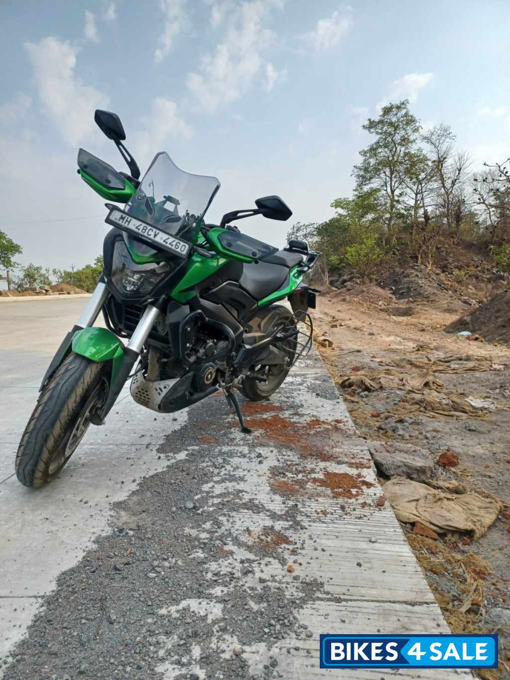 Green Bajaj Dominar 400 ABS BS6