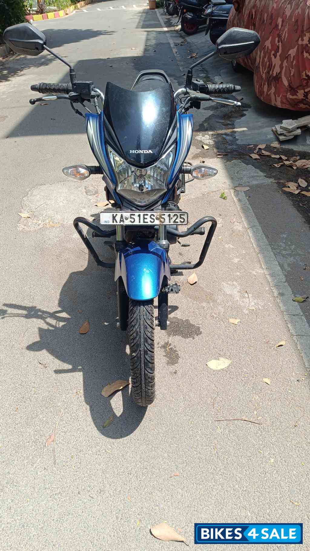 Blue Honda CB Shine SP Blue Honda CB Shine SP