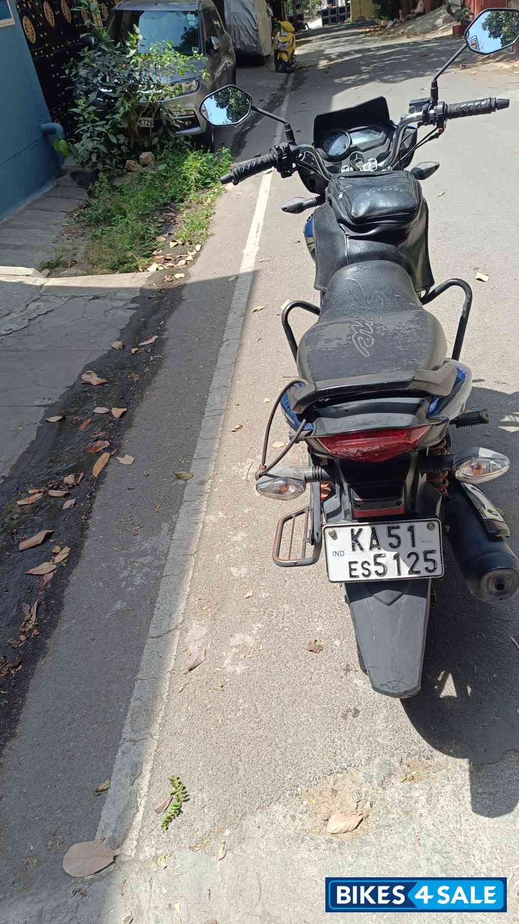 Blue Honda CB Shine SP Blue Honda CB Shine SP