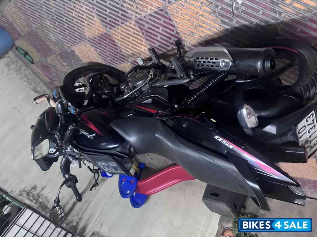 Bajaj Pulsar 150