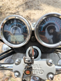 Lightening Royal Enfield Thunderbird 350