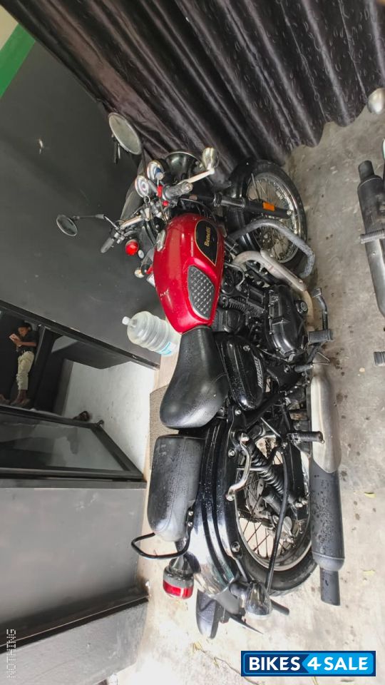 Benelli Imperiale 400 BS6 Benelli Imperiale 400 BS6