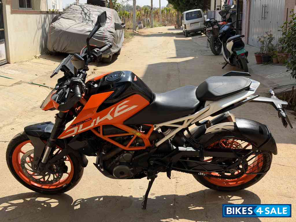 KTM Duke 390