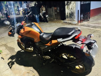 Mat Dull Orange Meta Yamaha FZS 25
