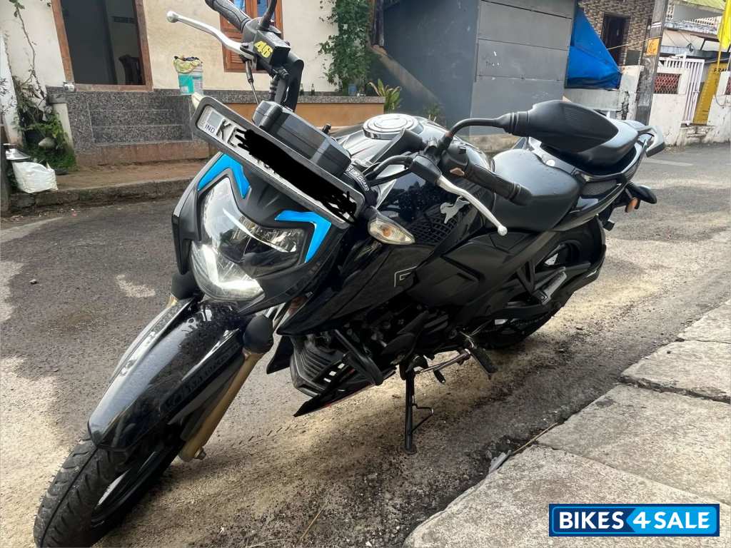 TVS Apache RTR 200 4V 2020