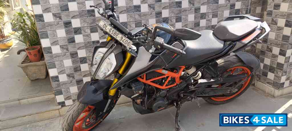 KTM Duke 390 BS6 KTM Duke 390 BS6