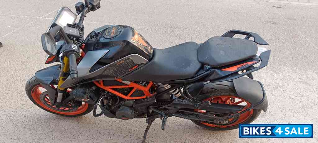 KTM Duke 390 BS6 KTM Duke 390 BS6