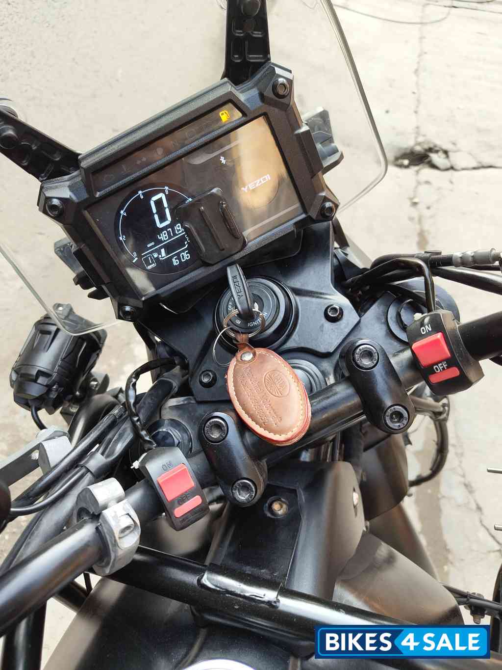 Yezdi Adventure Matte 2024