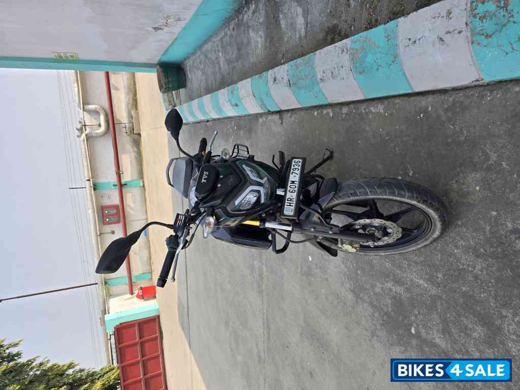 Black TVS Raider Split Seat