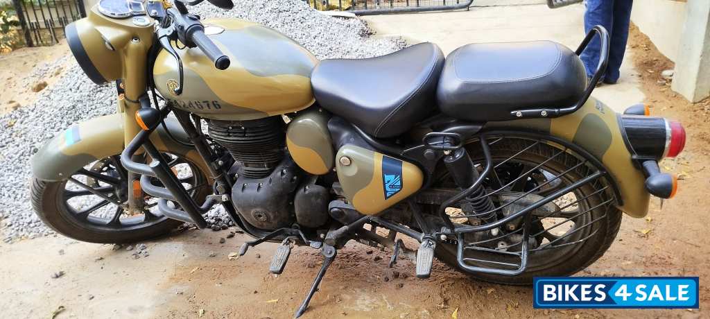 Commando Sand Royal Enfield Classic 350 BS VI Commando Sand Royal Enfield Classic 350 BS VI