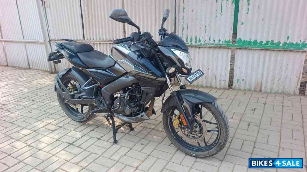 Bajaj Pulsar NS 160 BS6