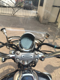 Bajaj Avenger Cruise 220 BS6